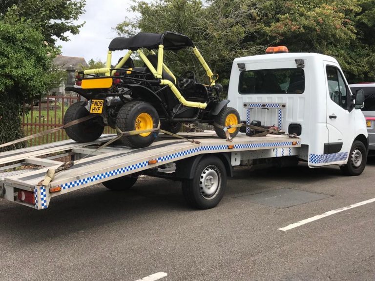 24-hour car recovery and breakdown recovery in Swansea and South Wales. Fast, affordable vehicle towing and roadside assistance.